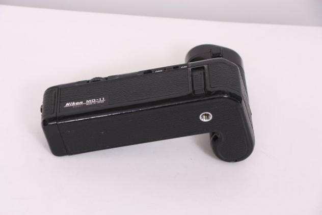 Nikon MD-11 Battery Grip x FM -FE -FM2-FE2