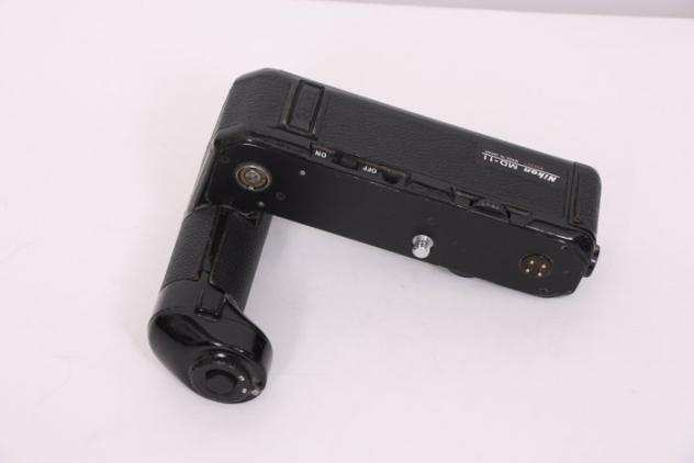 Nikon MD-11 Battery Grip x FM -FE -FM2-FE2