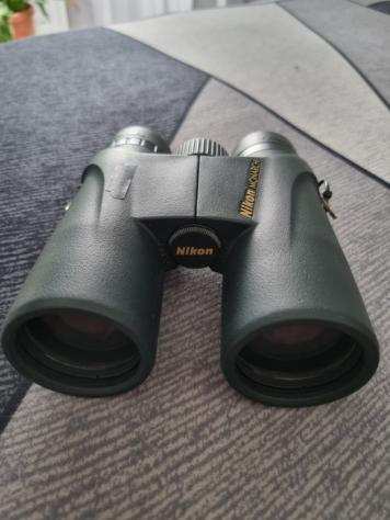 Nikon Monarch 10x42 (watwerproof)