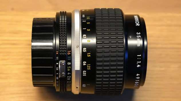 Nikon Nikkor 35mm f1.4 AI-S obbiettivo Nikkor AIS