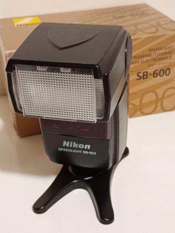 Nikon Speedlight SB-600 flash dans lemballage dorigine