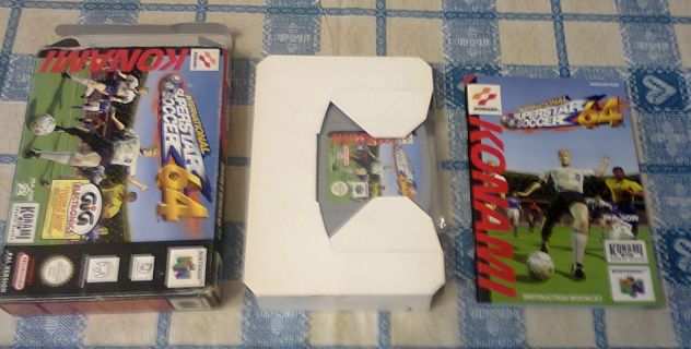 Nintendo 64 --INTERNATIONAL SUPERSTAR SOCCER 64-- COMPLETE