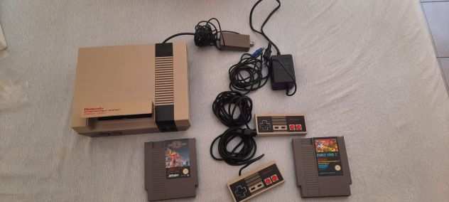 Nintendo NESE001 1985 Versione Europea