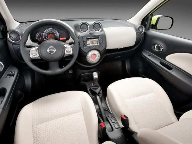 Nissan Micra cofano parafango fanale radiatore kit airbag ricambi frontale