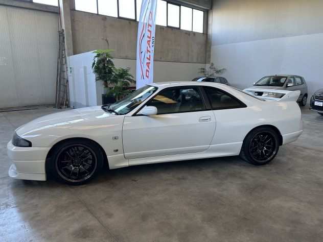 Nissan Skyline GTR-R33