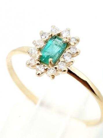 No Reserve price - 14 carati Oro - Anello - 0.31 ct Smeraldo - Diamanti