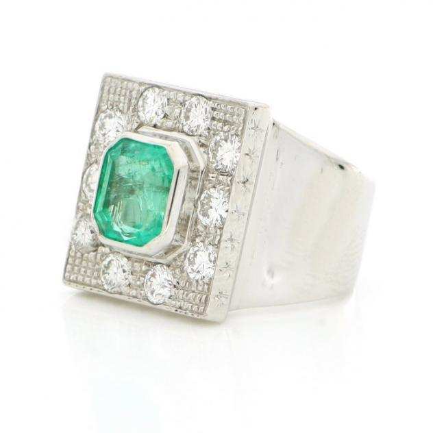  No Reserve Price  - 4.00 ct. - 18 carati Oro bianco - Anello - 2.00 ct Diamante - Smeraldi