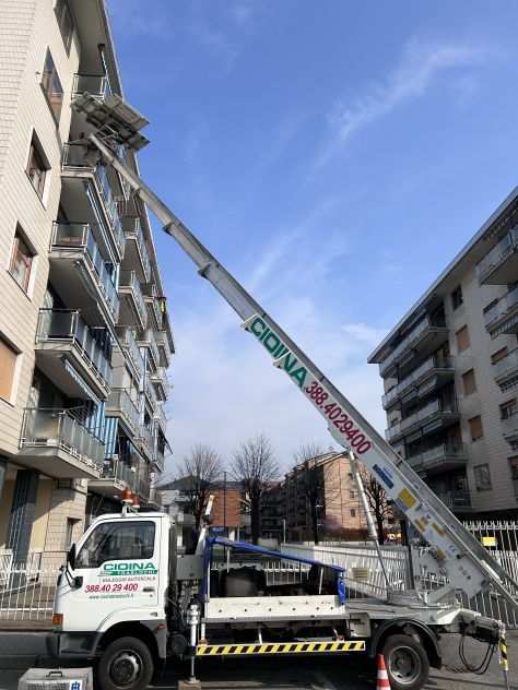 Noleggio autoscale per edilizia Torino