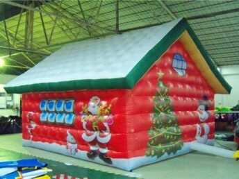 Noleggio casa di Babbo Natale Gonfiabile per feste ed eventi manifestazioni