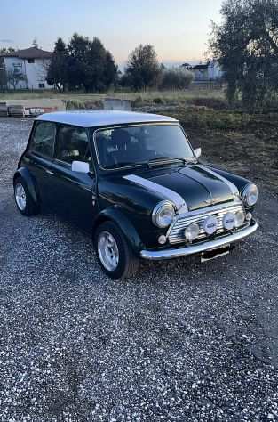 Noleggio per matrimoni Mini Cooper drsquoepoca