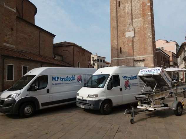 NOLEGGIO SCALA AEREA PER TRASLOCHI E MOBILIFICI