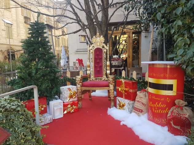 Noleggio Trono di Babbo natale Modena Milano