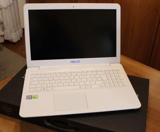 Notebook Asus Core i7