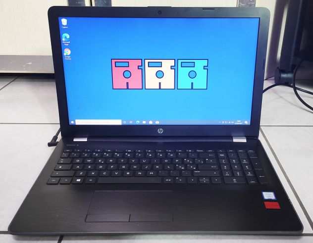 Notebook HP - 15-BS042NL (vano superiore difettoso) - MILANO