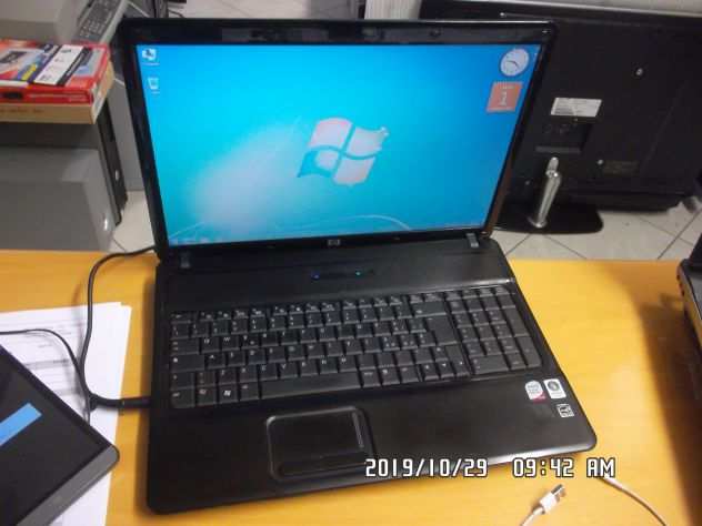 NOTEBOOK HP COMPAQ 6830S SCHERMO 17 POLLICI INTEL CORE 2 DA 2.00 GHZ CON 4GB