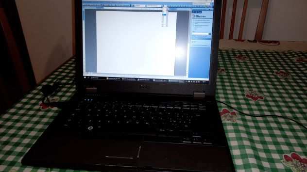 Notebook i5 4core HDMI 250 hdd office acad