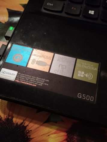 Notebook Lenovo g500 intel core i3 12 giga ram scheda grafica amd 1 giga  intel