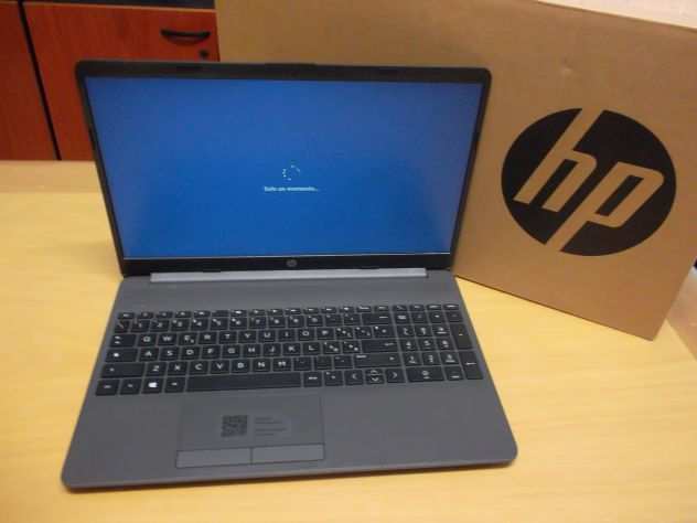 NOTEBOOK NUOVO MAI USATO MODELLO HP 255 G8 NUOVOGARANZIA