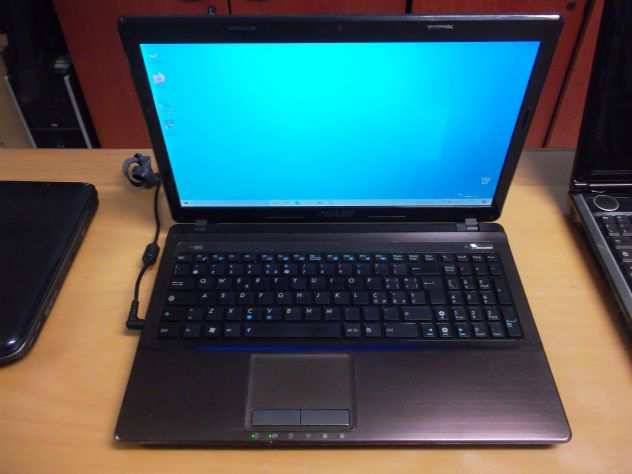 NOTEBOOK PORTATILE ASUS X53SD INTEL CORE I78G120SSDNVIDIA 2GBWINDOWS 11