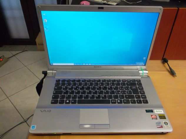 NOTEBOOK PORTATILE SONY VAIO SCHERMO 15,6 POLLICI WIN 10