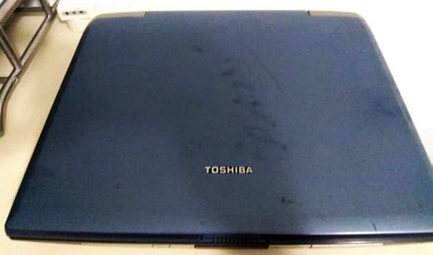 Notebook Toshiba (mod. S2450-101)