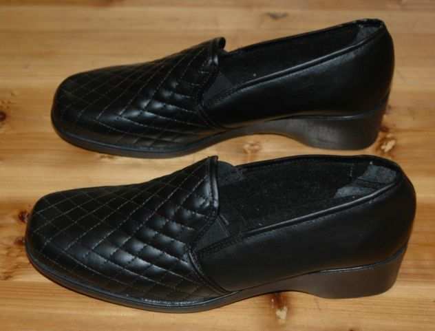 Numero 38, Nuove scarpe da donna, color nero