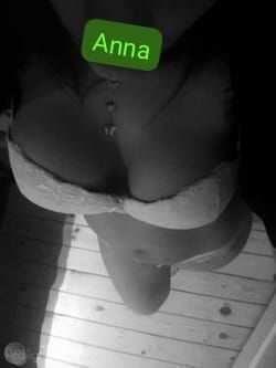 Nuovissima massaggiatrice a Meda.. Luxury Massage.. Body to Body