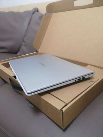 Nuovo Asus Vivobook i5-1135G7 Ram 16GB NVME 512GB Garanzia e Fattura Mediaworld