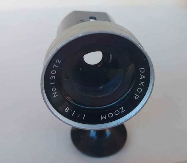 Obiettivo Dakor Zoom 11.8 (Ndeg.13072) da cinepresa Bencini Set Zoom Super8mm.
