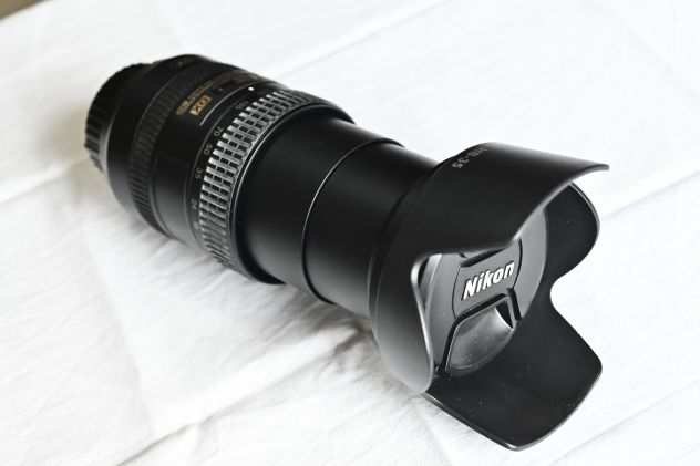 Obiettivo Nikon 18-200VR2 3.5-5.6 Nital