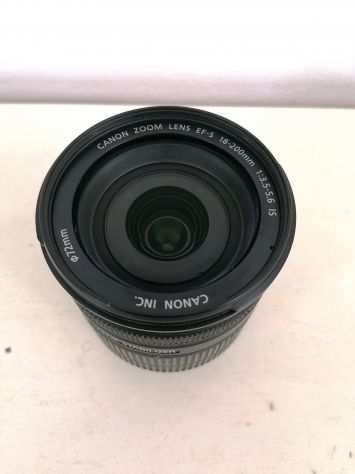 Obiettivo Superzoom Canon EF-S 18-200mm