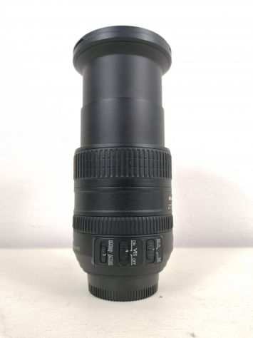 Obiettivo Superzoom Nikon 18-200mm ottime condizio