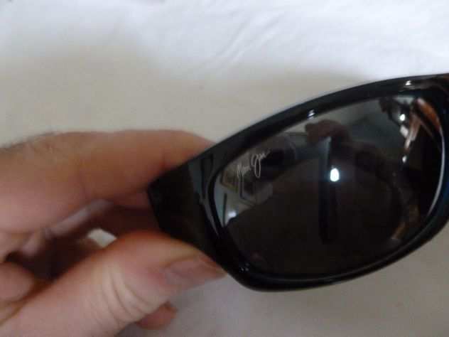 occhiali da sole Maui Jim mod. Surfrider, nuovi di magazzino