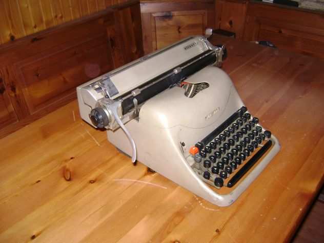 Olivetti lexicon 80 carrello lungo