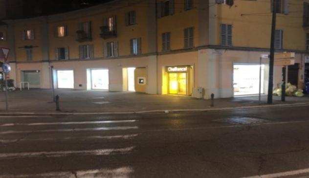 Oltre 3 vetrine in affitto a Parma, Pablo - Prati Bocchi - Osp. Maggiore