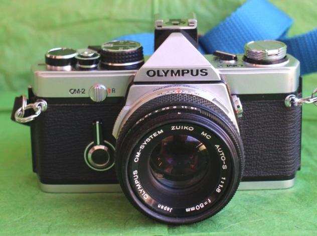 Olympus OM-2  Zuiko 1,850mm  Tamron Zoom 28-135mm  accessori