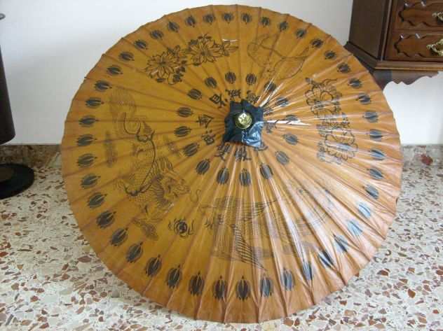 Ombrello parasole cinese antico