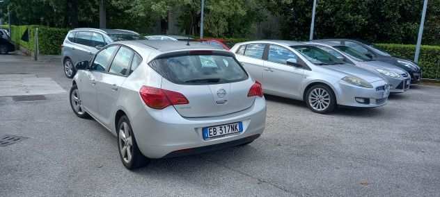 Opel asra