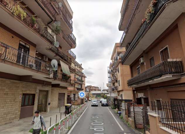 OPEN SPACE IN ZONA GIARDINETTI ADIACENTE UNIVERSITA