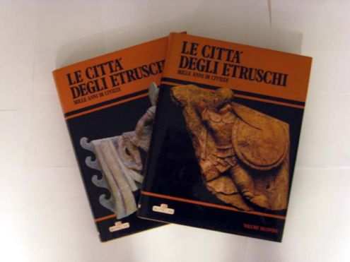 Opera in 2 volumi LE CITTA  DEGLI ETRUSCHI 