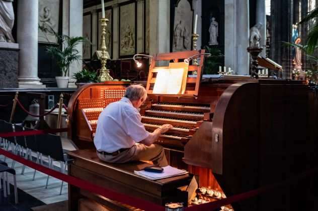 Organista professionista a Ferrara