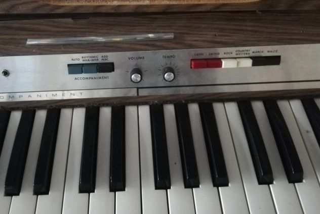 Organo (tastiera pianola) Farfisa Matador AR