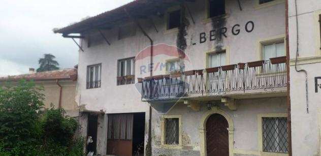 Palazzo in vendita a Tregnago - 20 locali 1060mq