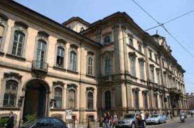 Palazzo  Stabile di 1000 msup2 con piugrave di 5 locali in affitto a Milano