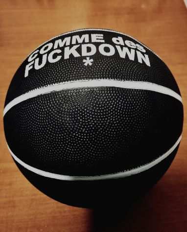 Pallone basket Comme des Fuckdown originale