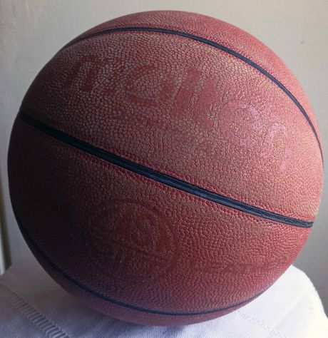 PALLONE DA BASKET MOLTEN