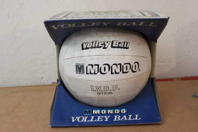 Pallone da collezione MONDO VOLLEY BALL OFFICIAL I.V.B.F. nuovo mai usato boxato