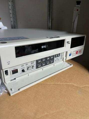Panasonic AG-6730E TL (time laps) surveillance recorder  Videocameraregistratore S-VHS-C