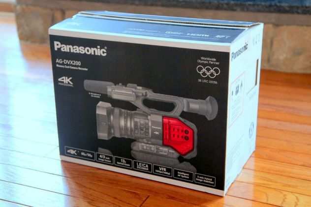 Panasonic AG-DVX200 nuovissimo