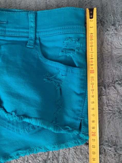 Pantaloncini donna corti azzurri Hollister W24 taglia 38